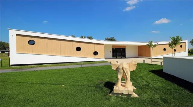 幼兒園外觀設(shè)計(jì)