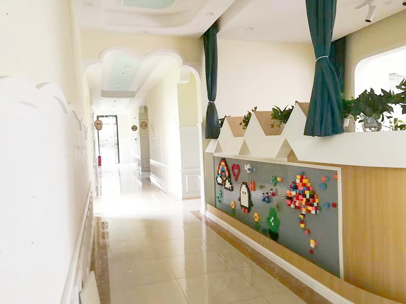 幼兒園走廊實(shí)景