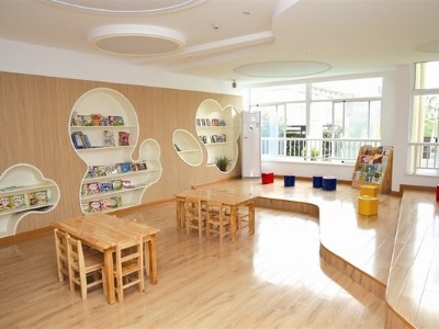 有趣的幼兒園家具設(shè)計